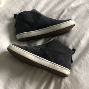 Dolce Vita grey sneakers. Size 8